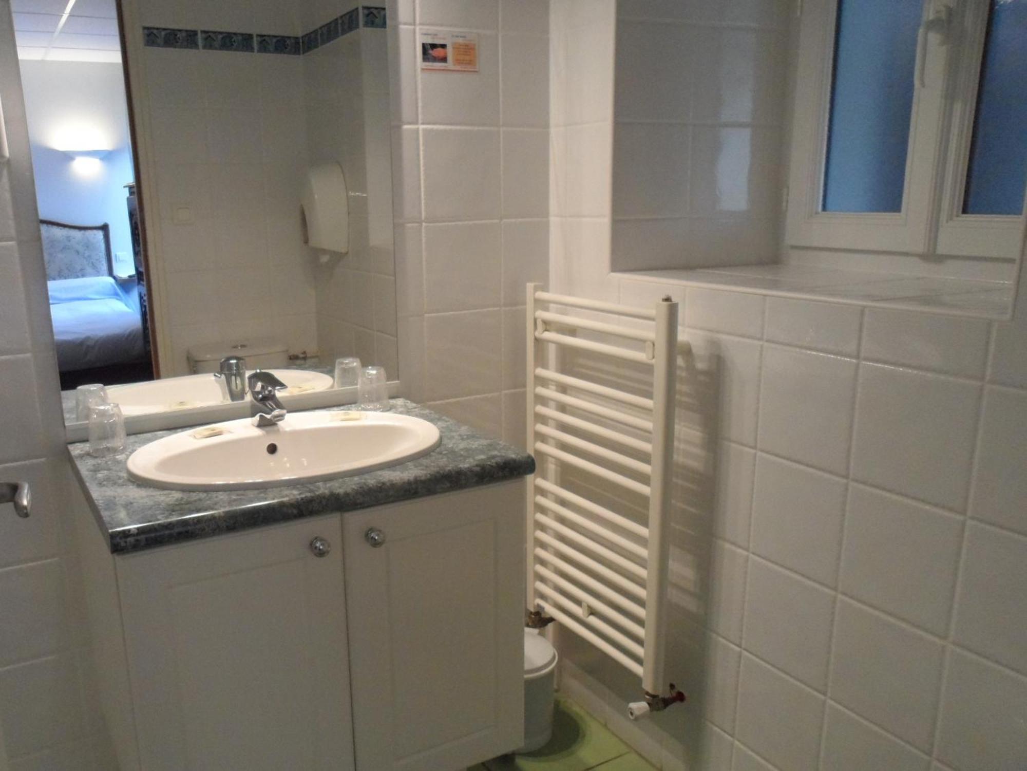 Le Petit Keriquel Hotell La Chapelle-Caro Rum bild